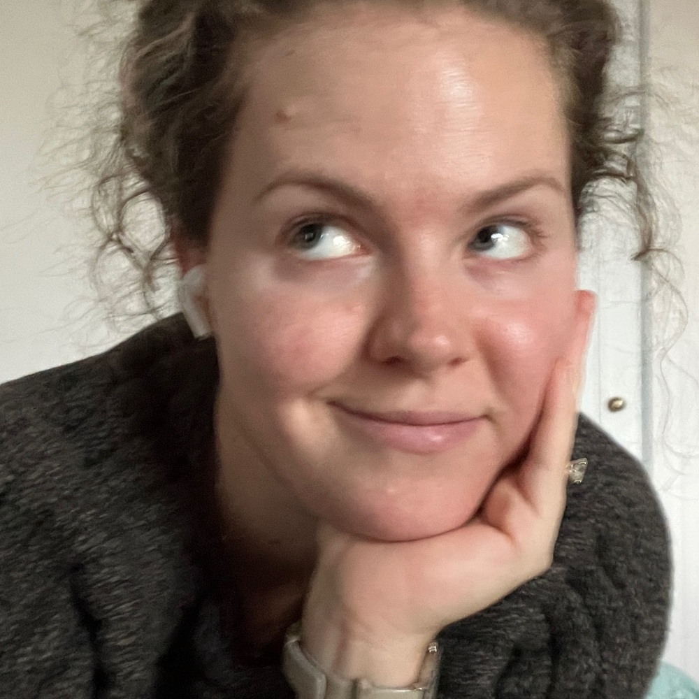 Meet your Posher, Liz